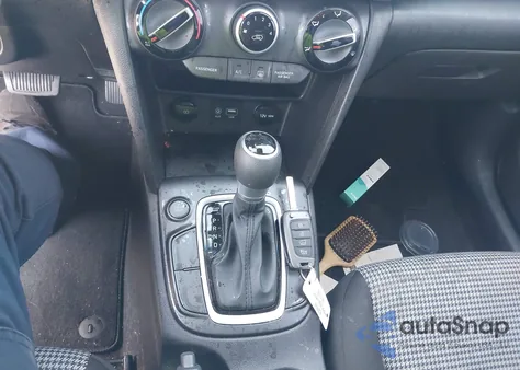 2021 Hyundai Kona Se из США, поврежденный, VIN KM8K12AA5MU712572